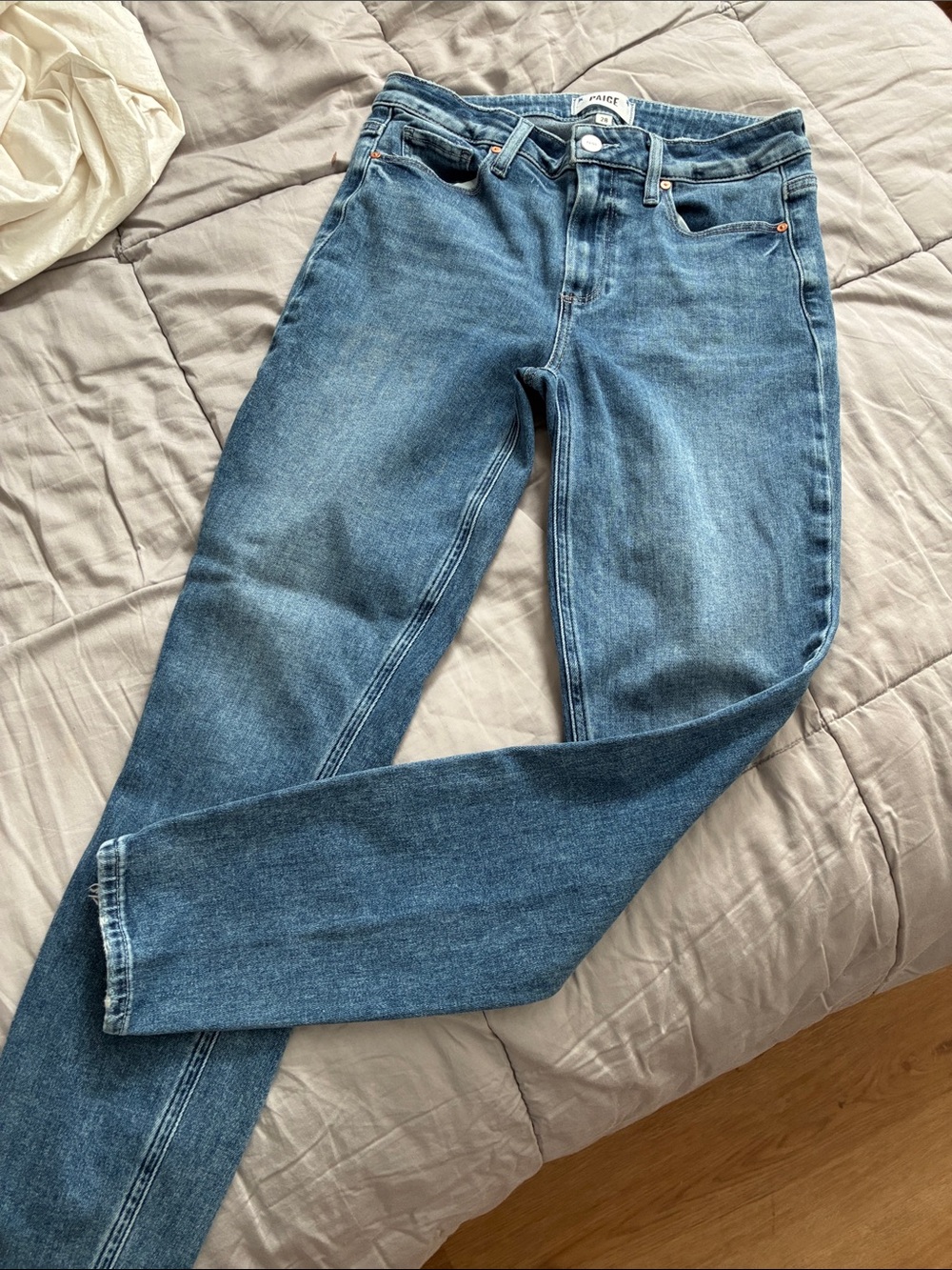 PAIGE Women's Hoxton Ankle Jeans in Medium Blue Denim